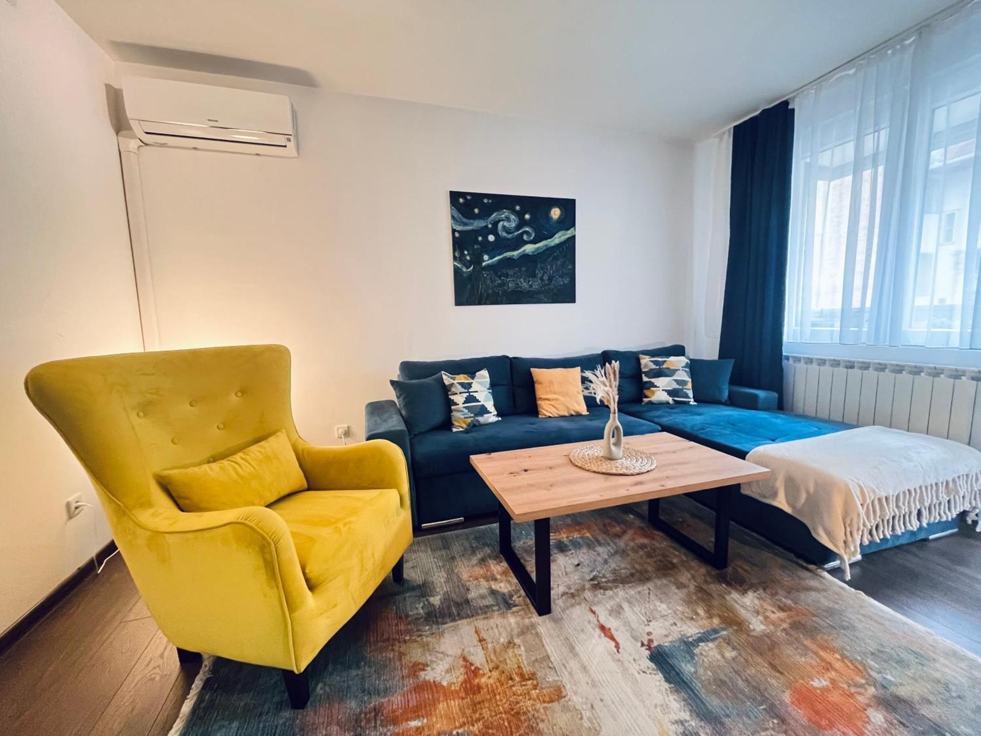 Mak Apartment - Free Parking - Balcony 사라예보 외부 사진